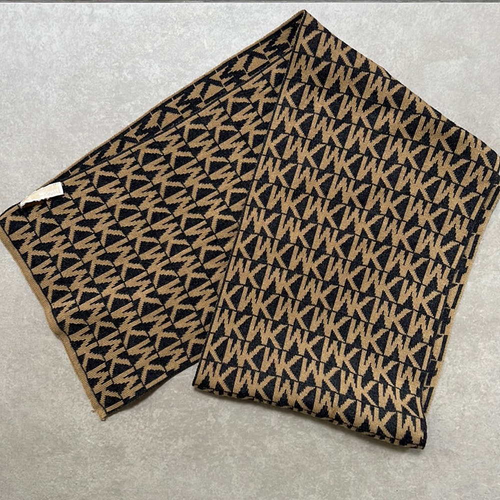 Michael Kors Scarf